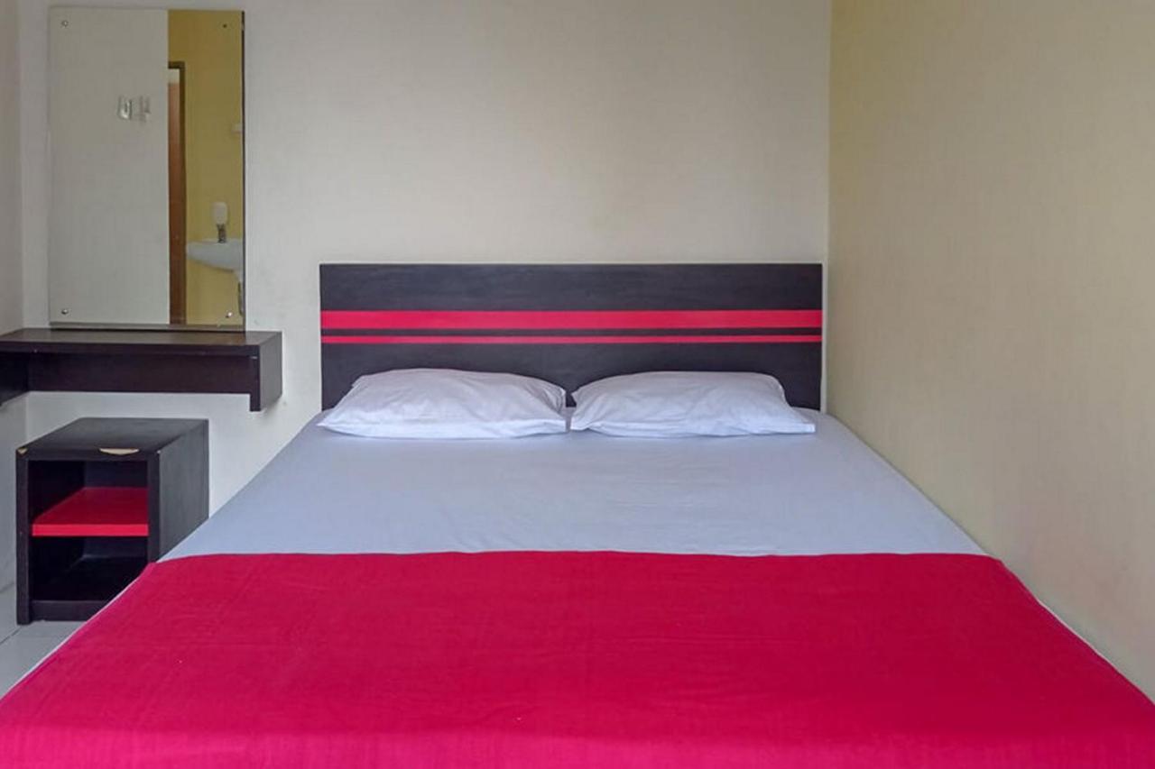 Rama Shinta Homestay Near Gembiral Loka Zoo Redpartner Yogyakarta Exterior photo